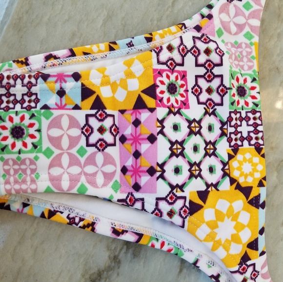 Brazilian Bathing Suit/ Binkini 🌺☀️🌴 - Picture 5 of 7